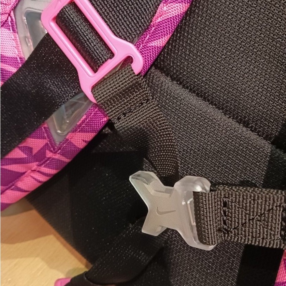 Limited Edition Pink Nike elite - Picture 4 of 5